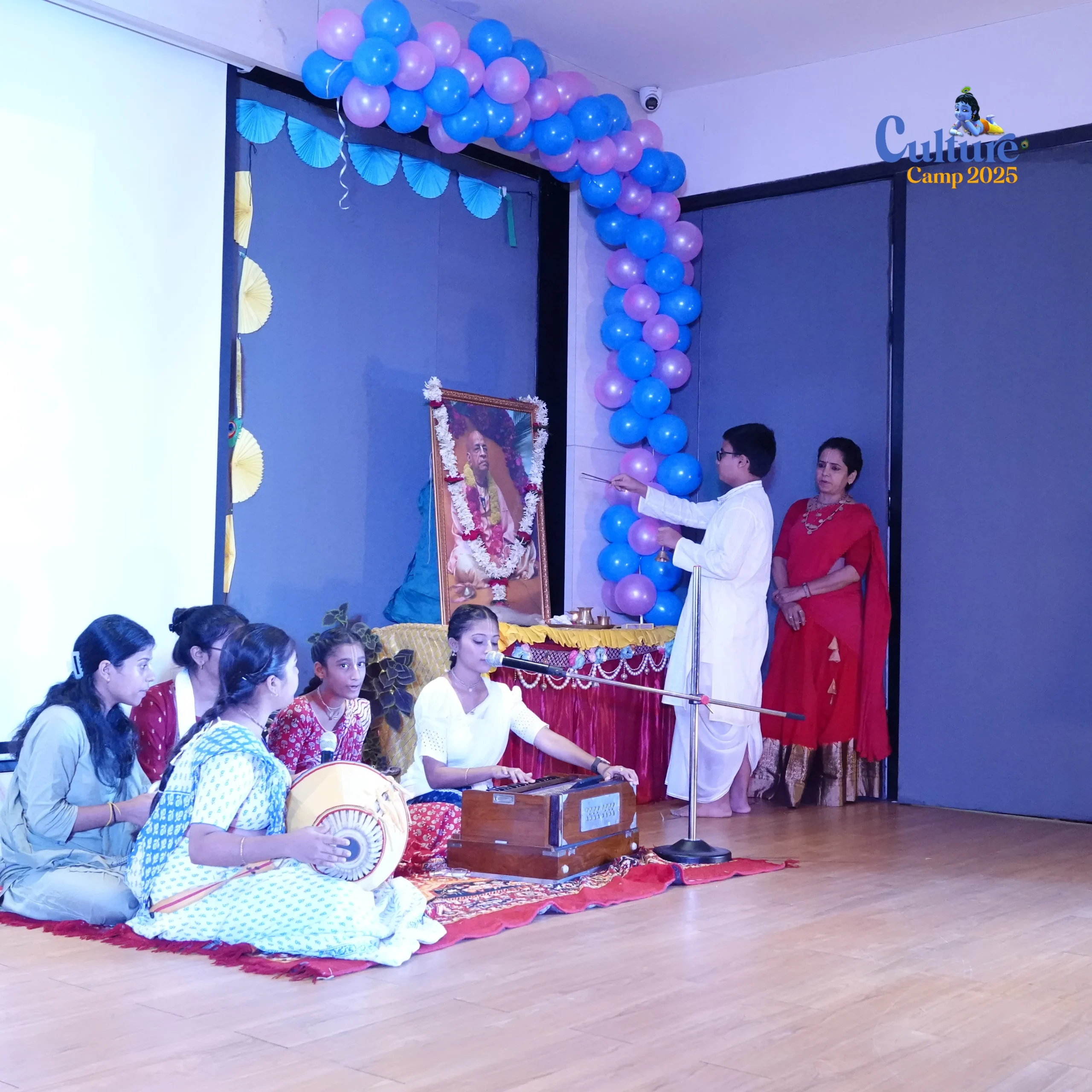 Gallery Moment